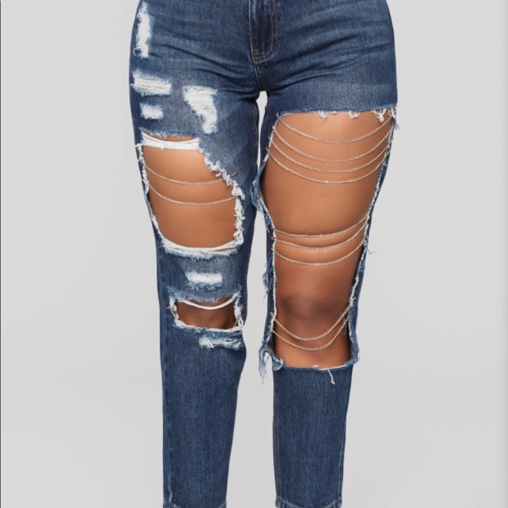 😍🍑New never worn boyfriend jeans🍑 😍